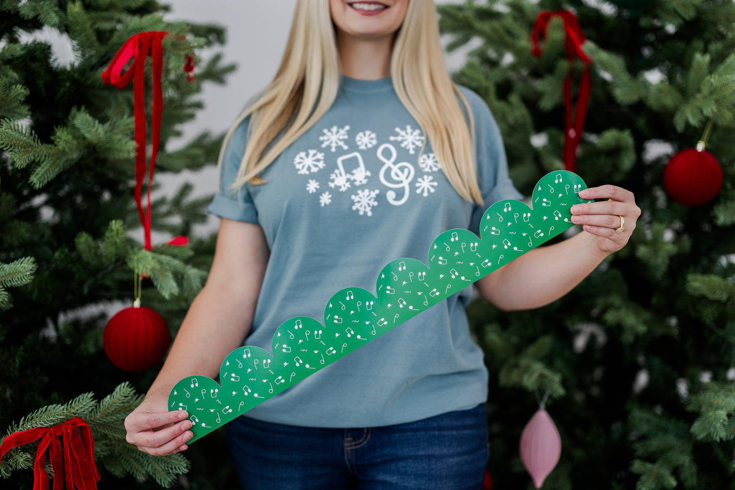 Green Music Notes Scallop Bulletin Board Border