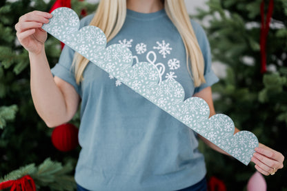 Let It Snow Scallop Bulletin Board Border